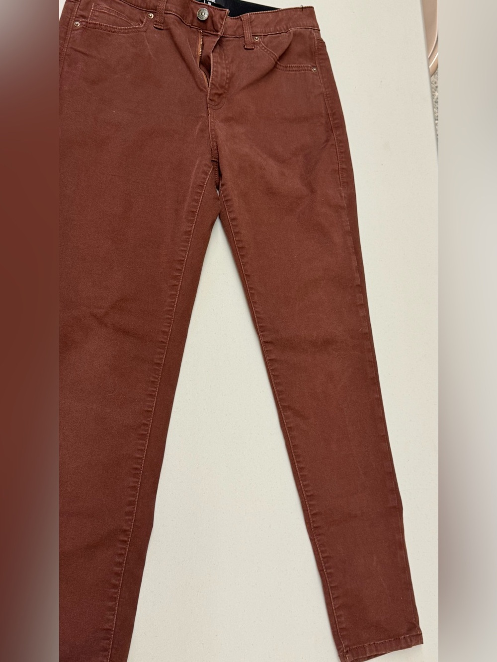 LuLaRoe Skinny Jeans in Brown with magic waistband - Picture 4 of 4